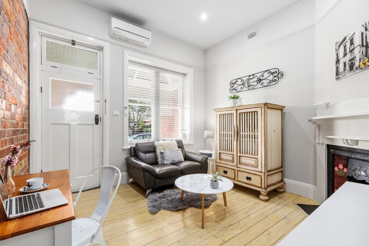 Boutique Heritage Studios On Ryrie Geelong Cbd Opposite Hospital Exterior photo